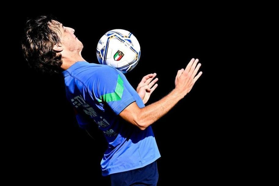 Bove in allenamento con la Nazionale Under 21 (Getty Images)