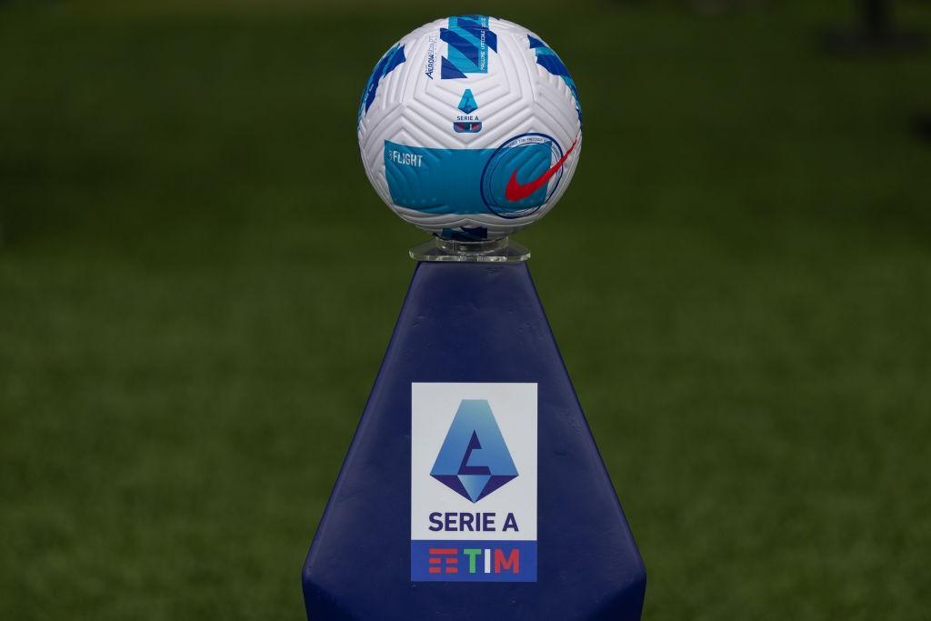 Il pallone della Serie A (Getty Images)