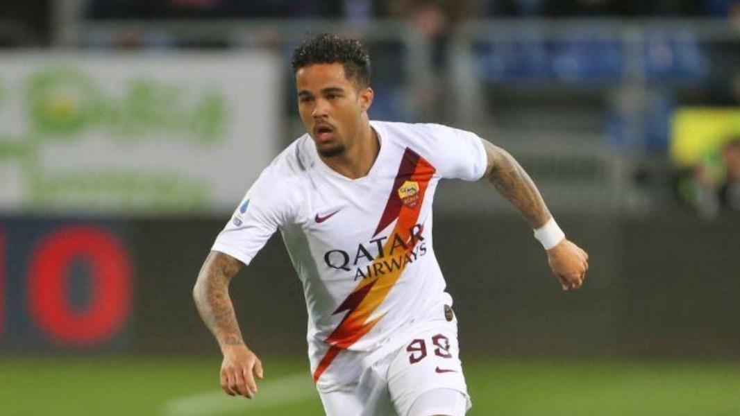 Justin Kluivert con la maglia della Roma, di Mancini