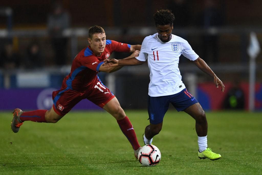 Angel Gomes con la maglia della nazionale inglese (Getty Images)