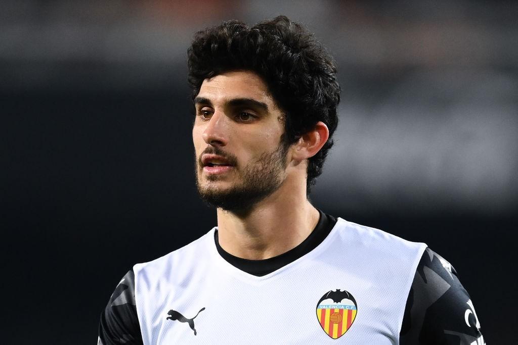 Guedes in azione con la maglia del Valencia (Getty Images)