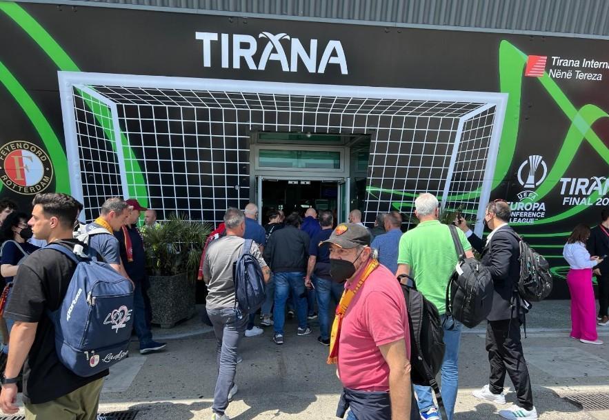 L'arrivo a Tirana