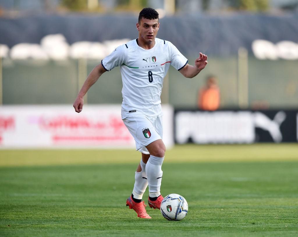 Tommaso Milanese con la maglia dell'Italia Under 20 (Getty Images)