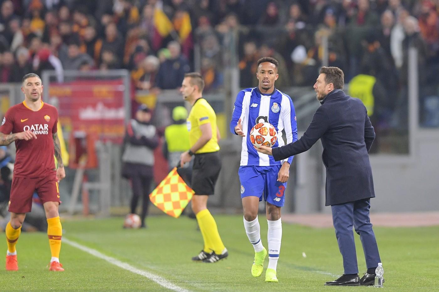 Militao durante una rimessa laterale contro la Roma, di LaPresse