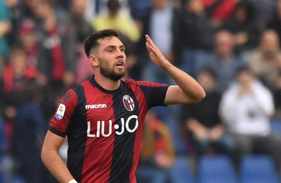 Arturo Calabresi con la maglia del Bologna, di LaPresse