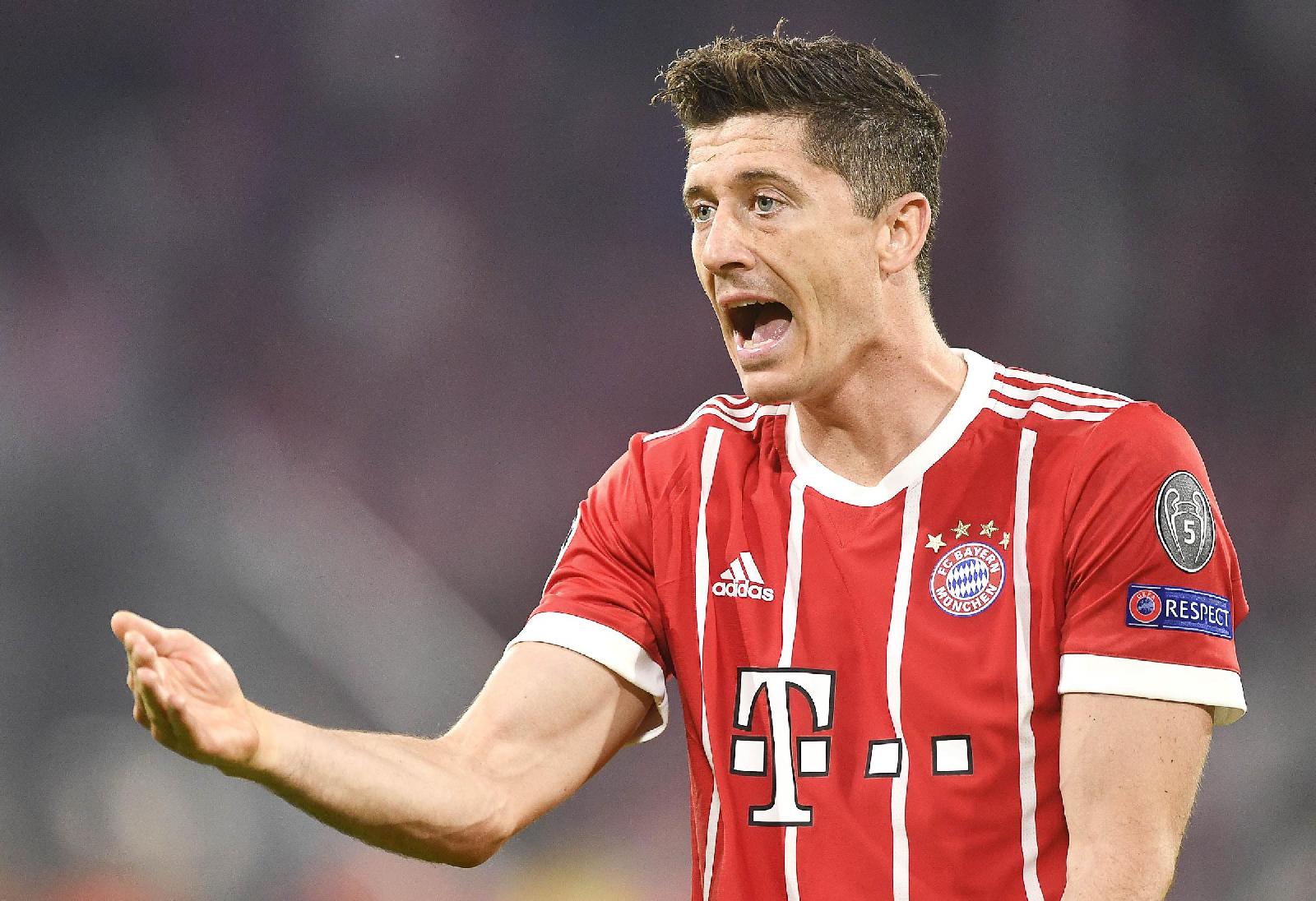 Nervi tesi tra Lewandowski e Coman in allenamento, di Sync