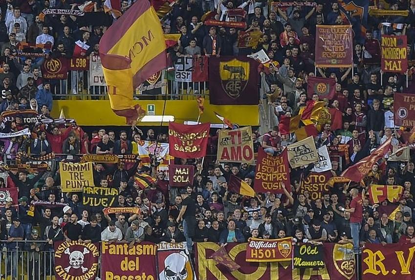 I tifosi romanisti in trasferta, di LaPresse