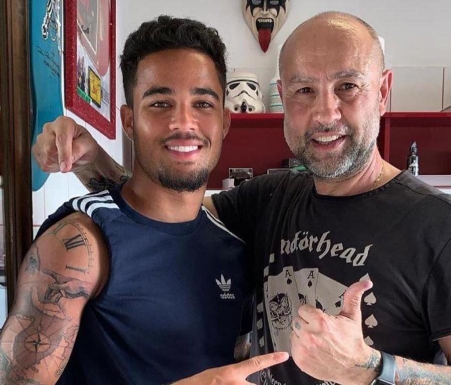 Il nuovo tatuaggio di Justin Kluivert ispirato alla Cappella Sistina