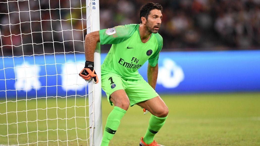 Gianluigi Buffon con il PSG