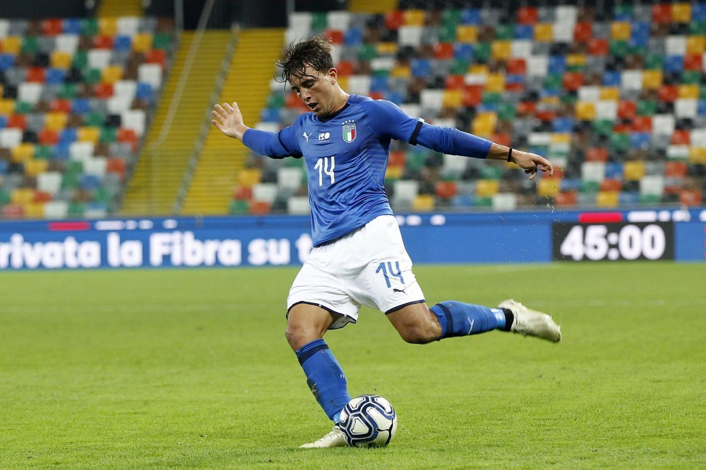 Luca Pellegrini con la maglia dell'Italia, di LaPresse