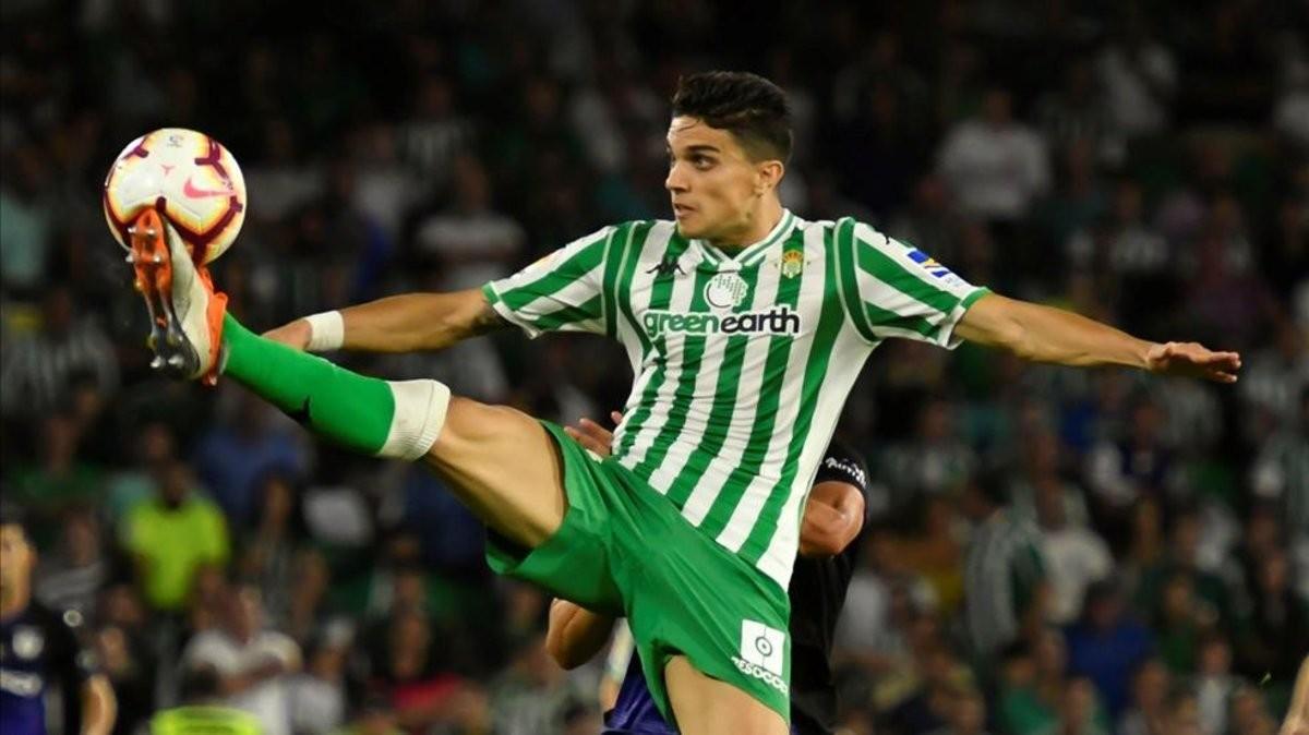 Marc Bartra, difensore del Betis Siviglia accostato alla Roma