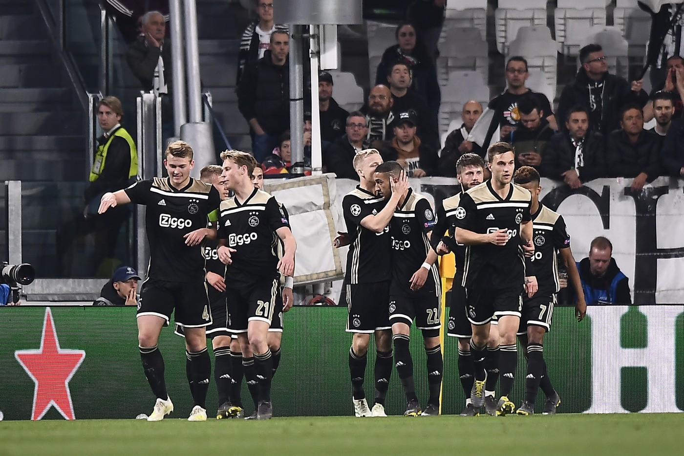 L'Ajax ha raggiunto a sorpresa la semifinale di Champions League, di LaPresse