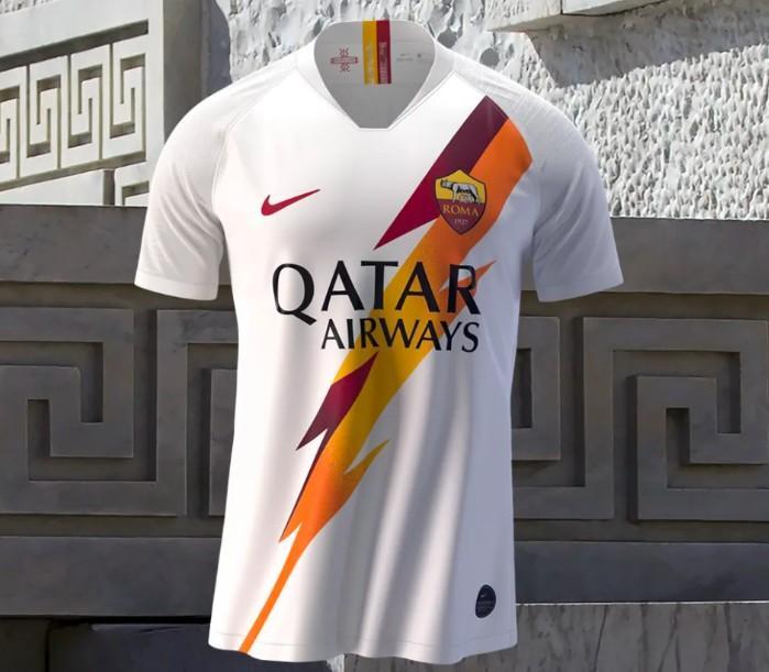 La seconda maglia (@asroma.com)