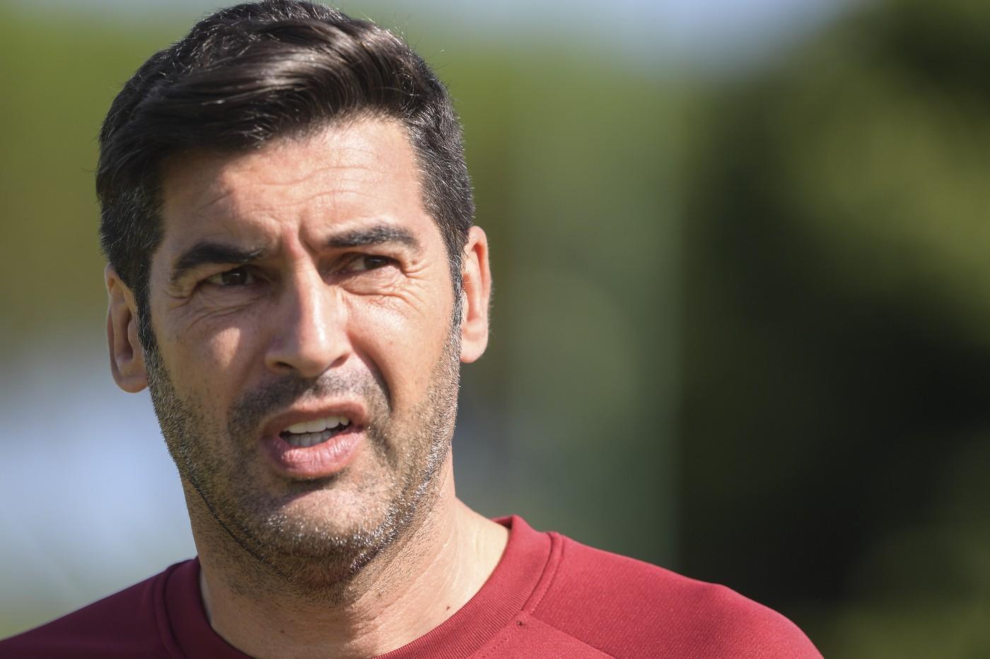 Fonseca dirige l'allenamento della Roma nel ritiro a Trigoria, di LaPresse