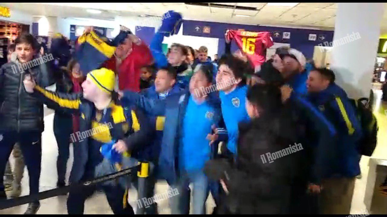 I tifosi del Boca in attesa di Daniele De Rossi