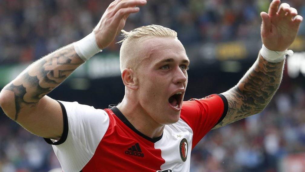 Karsdorp durante la sua prima esperienza al Feyenoord