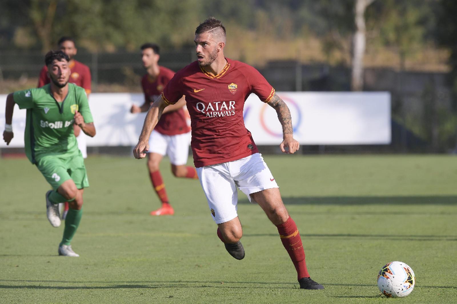 Davide Santon in campo in una delle amichevoli pre-stagionali, di LaPresse