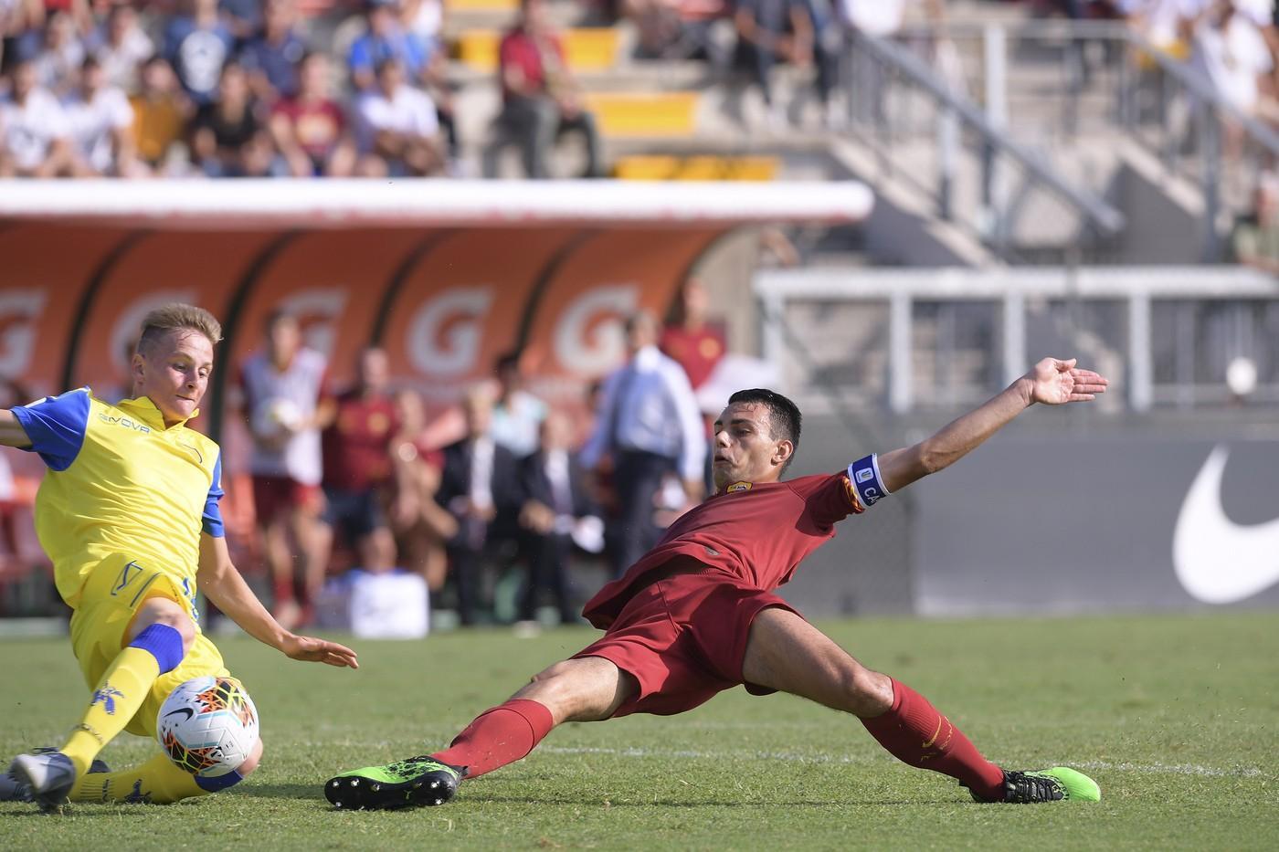 Daniele Trasciani, capitano della Roma Primavera, nella partita di oggi contro il Chievo