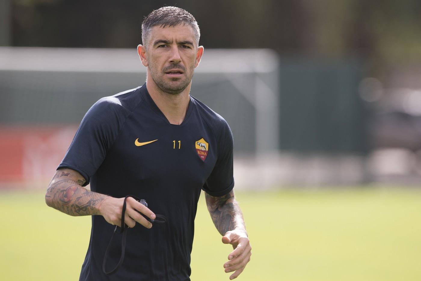 Kolarov ieri a Trigoria in allenamento, di LaPresse