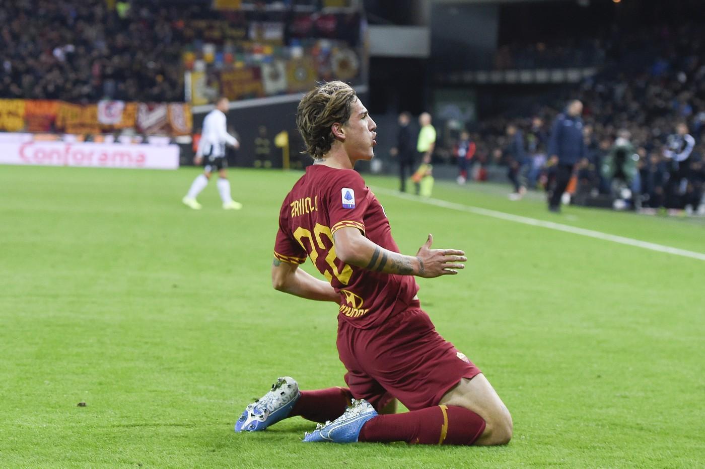 Zaniolo esulta dopo il gol all'Udinese, di LaPresse