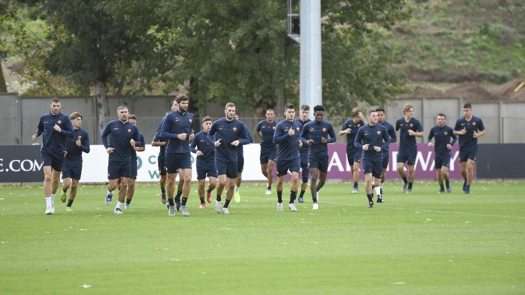 La Roma durante l'allenamento a Trigoria, di LaPresse