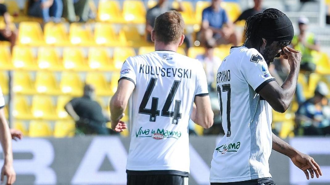 Kulusevski e Gervinho sono i due uomini più in forma del Parma, di LaPresse