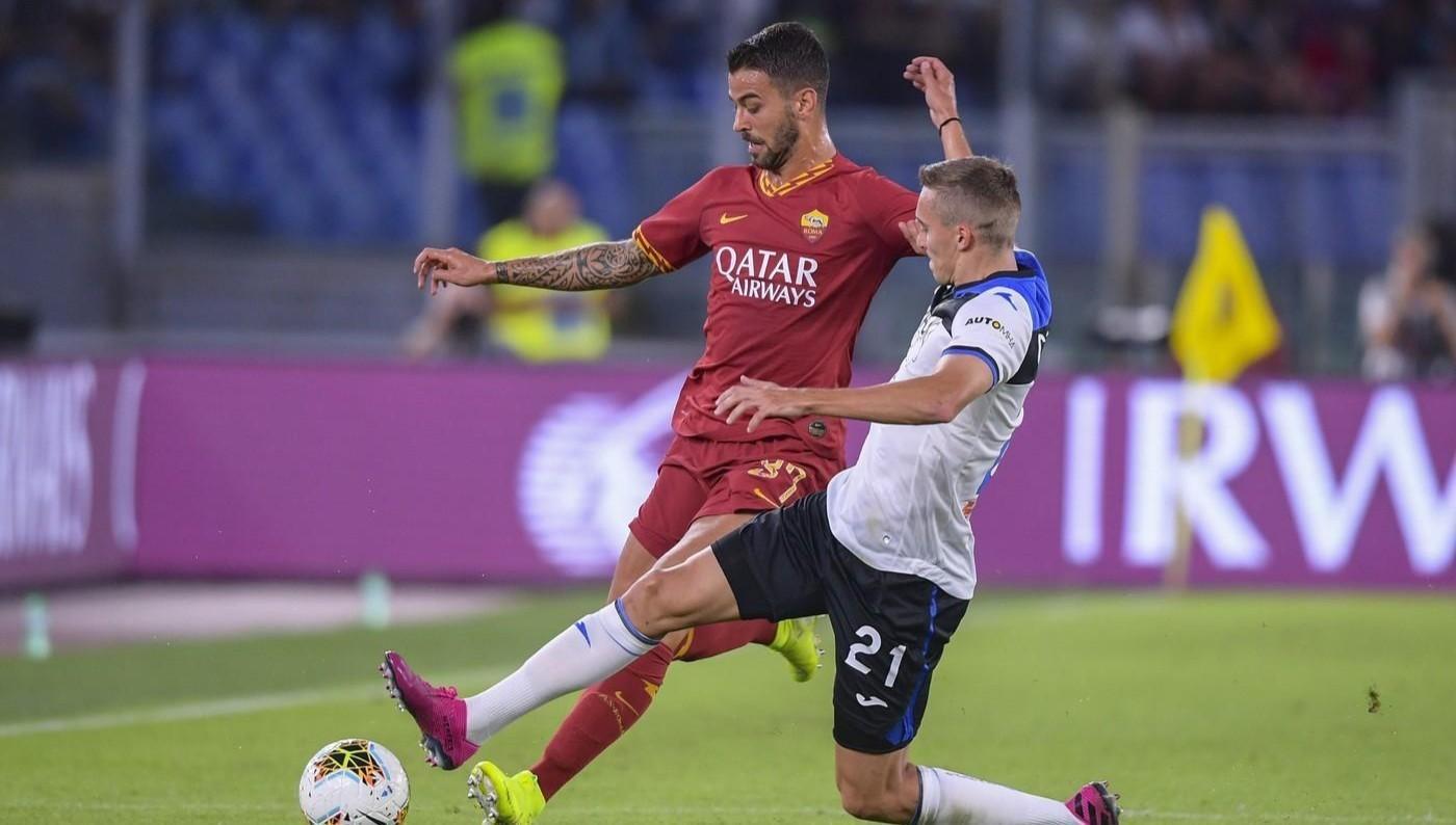 Leonardo Spinazzola in azione contro l'Atalanta, di LaPresse