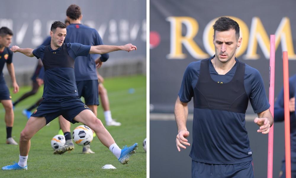 Nikola Kalinic torna ad allenarsi con i compagni dopo l\'infortunio, di LaPresse