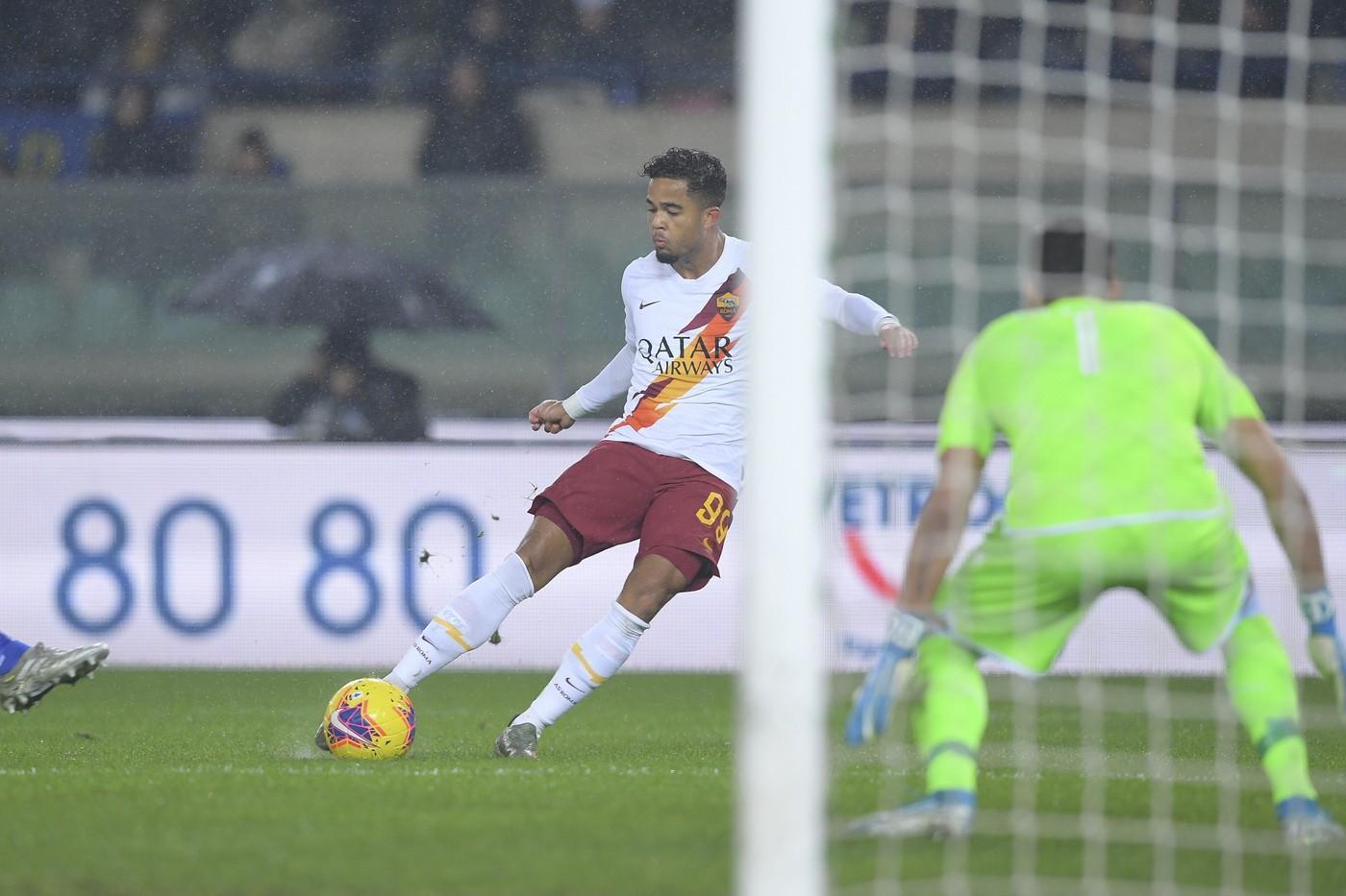 Kluivert realizza il primo gol a Verona, di LaPresse