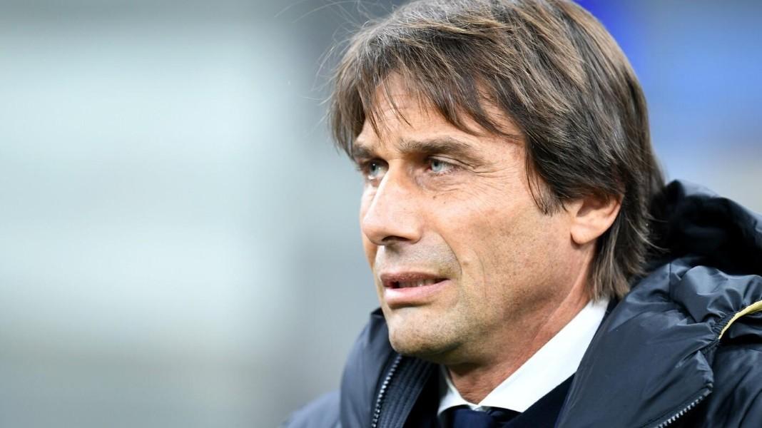 Antonio Conte alla vigilia del big match, di LaPresse