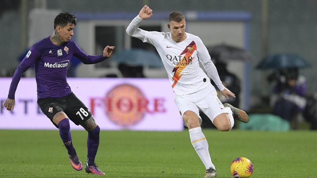 Edin Dzeko in azione, di LaPresse