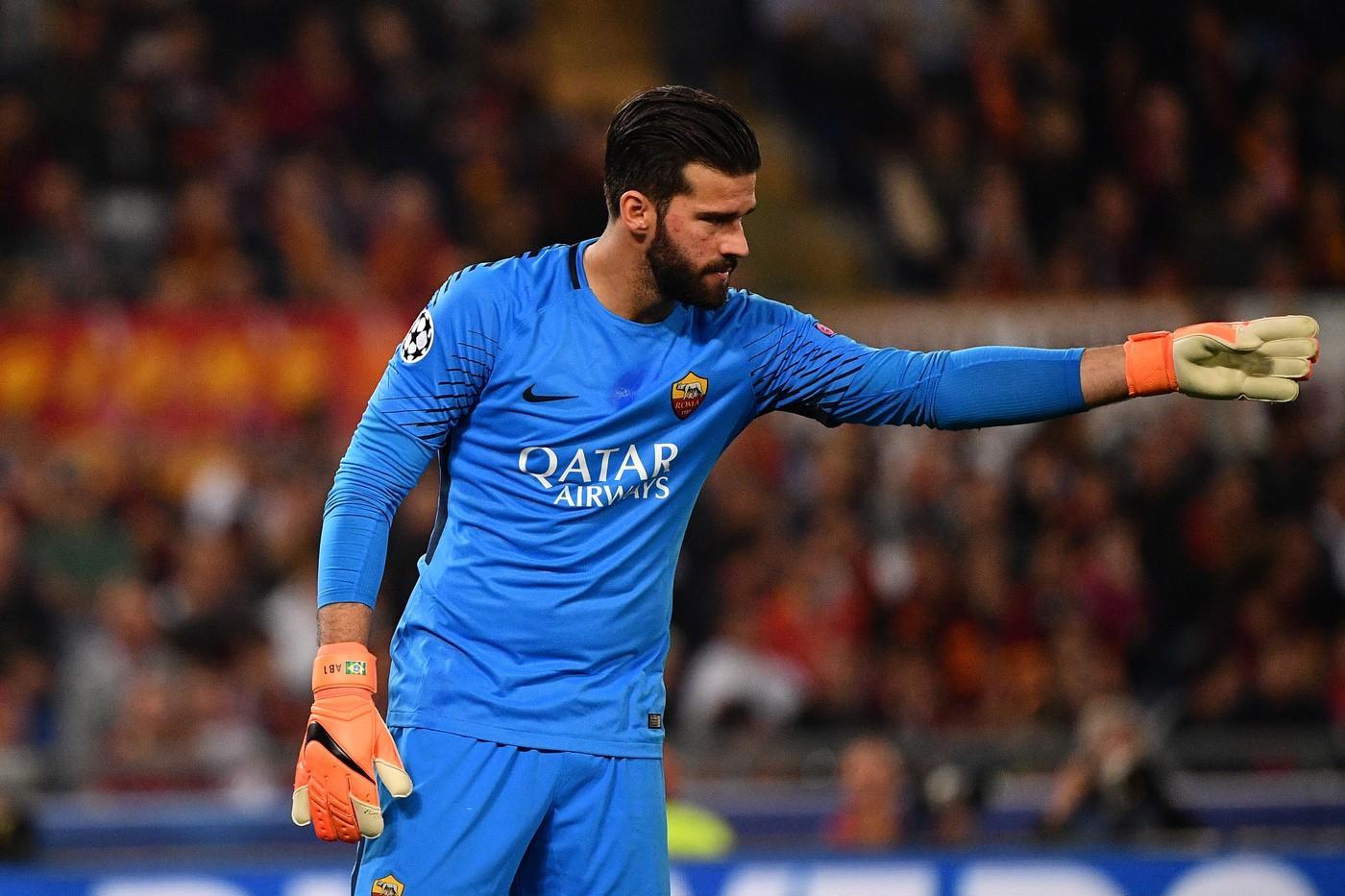 3 - Alisson: acquistato nel 2016 come secondo portiere, nella stagione 2017-2018 si afferma tra i migliori al mondo nel suo ruolo a suon di prestazioni straordinarie. In estate passa al Liverpool per 62 milioni, di LaPresse