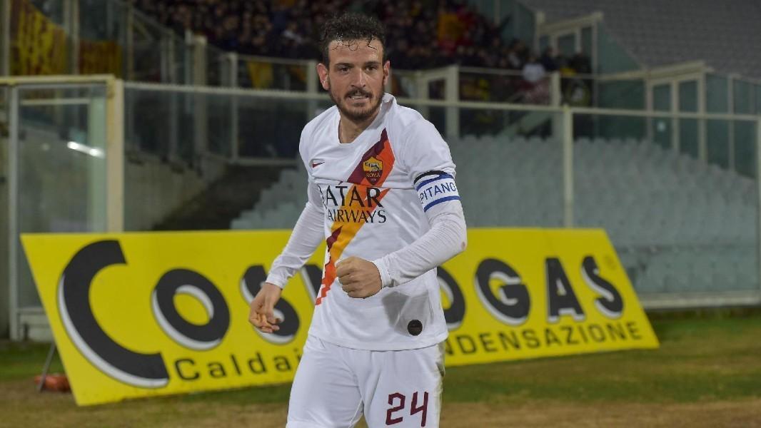 Florenzi esulta sotto il settore ospiti del Franchi, di LaPresse