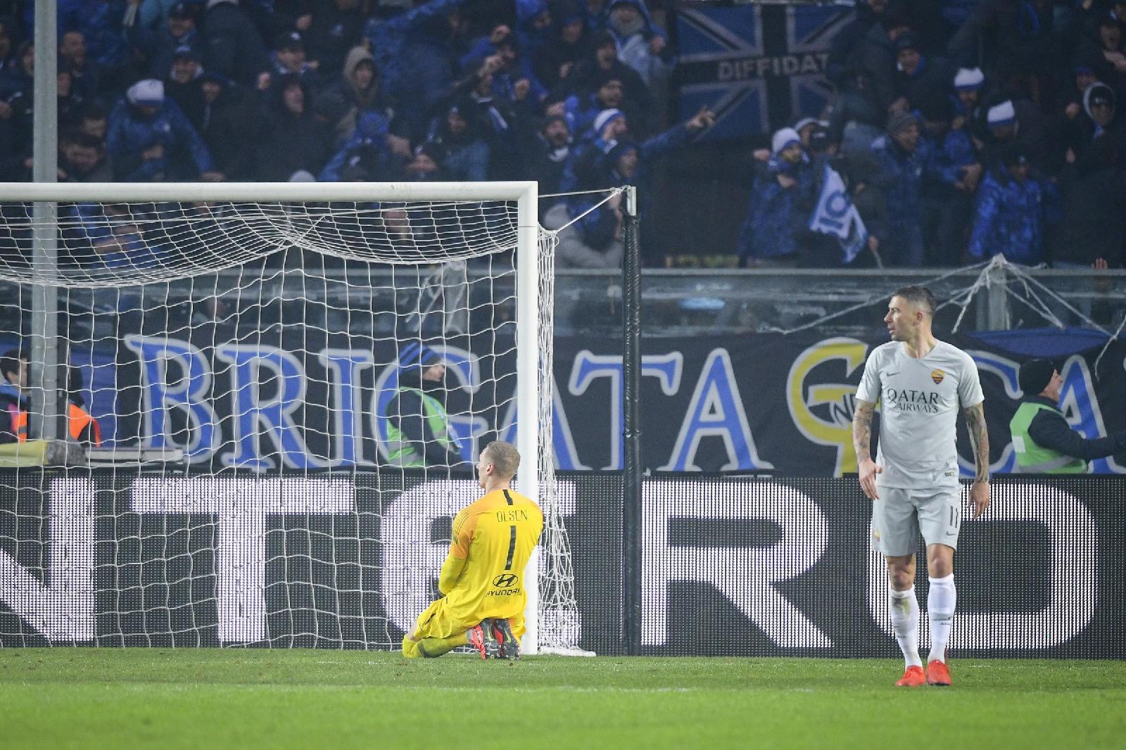 La Curva atalantina nell'ultimo match interno con la Roma, di LaPresse