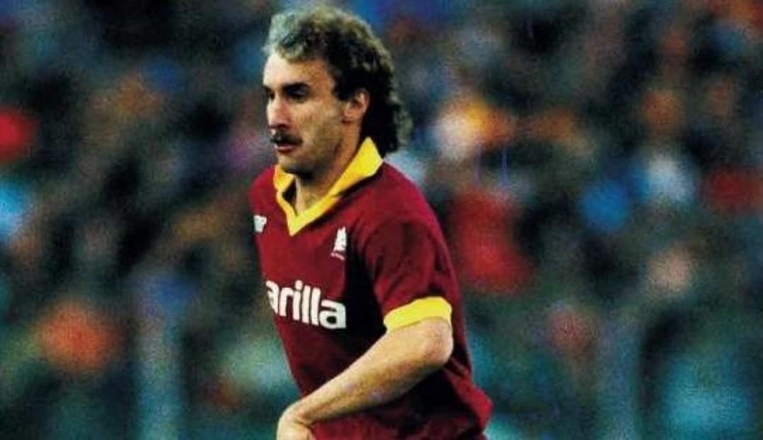 Rudi Voeller in maglia gialorossa