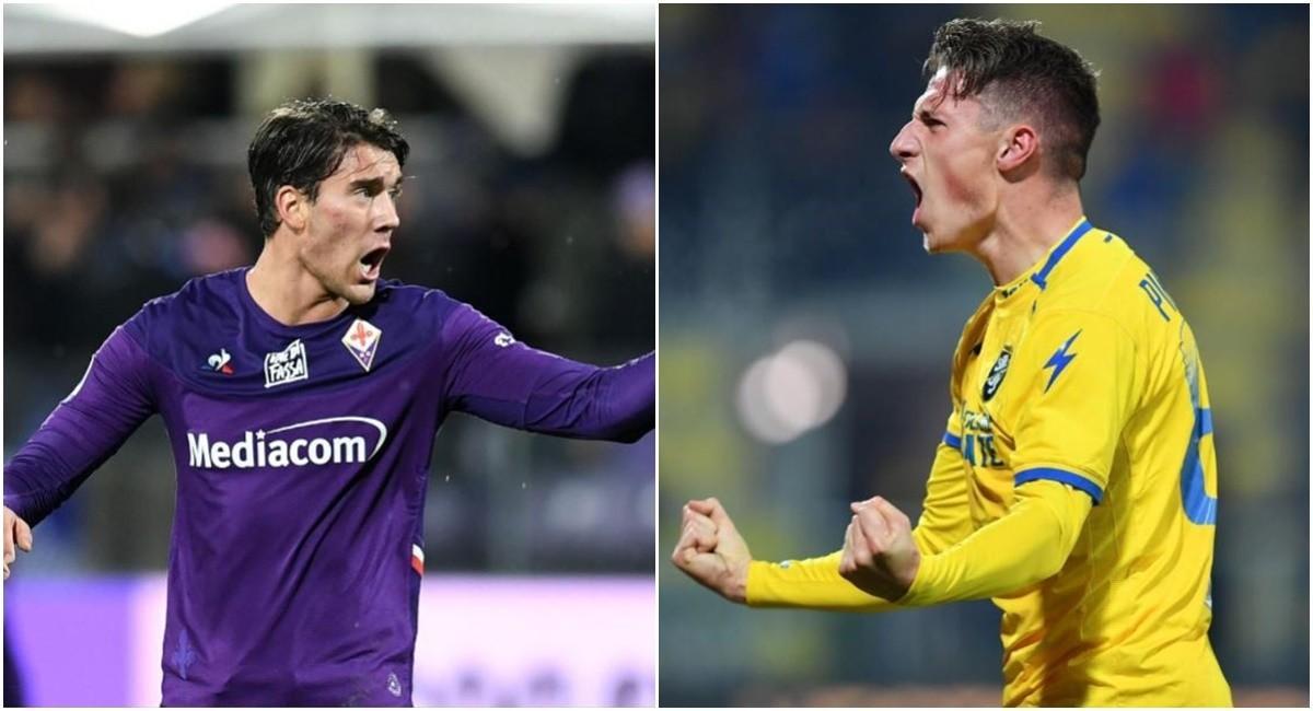 A sinistra Vlahovic della Fiorentina; a destra Pinamonti, in forza al Genoa