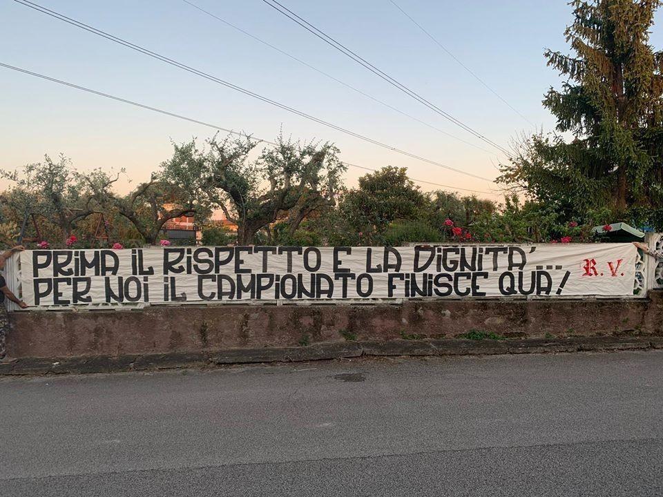 Striscione ultras Roma