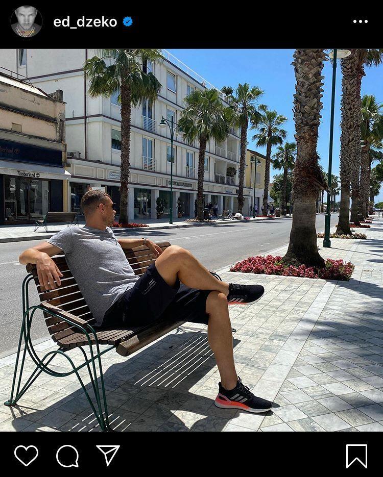 Dzeko ieri a Forte dei Marmi