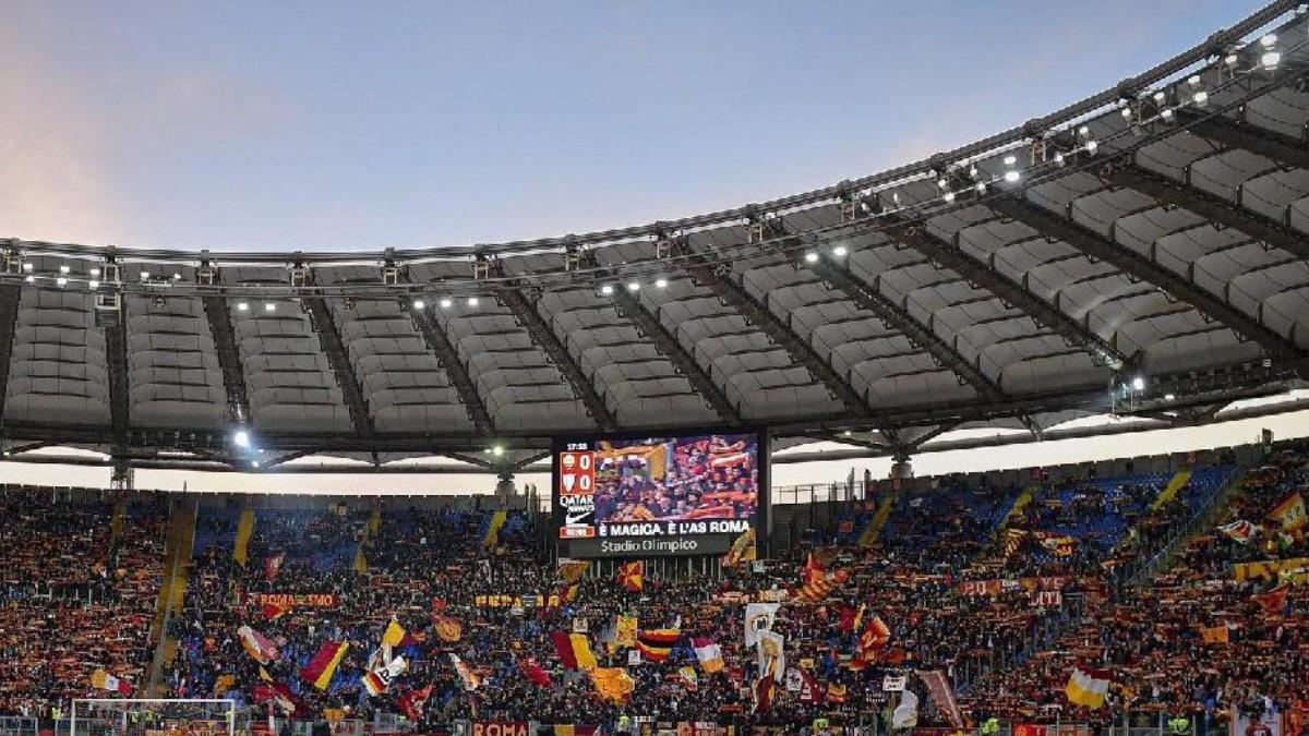 La Curva Sud durante Roma-Lecce 4-0 del 23 febbraio, di LaPresse