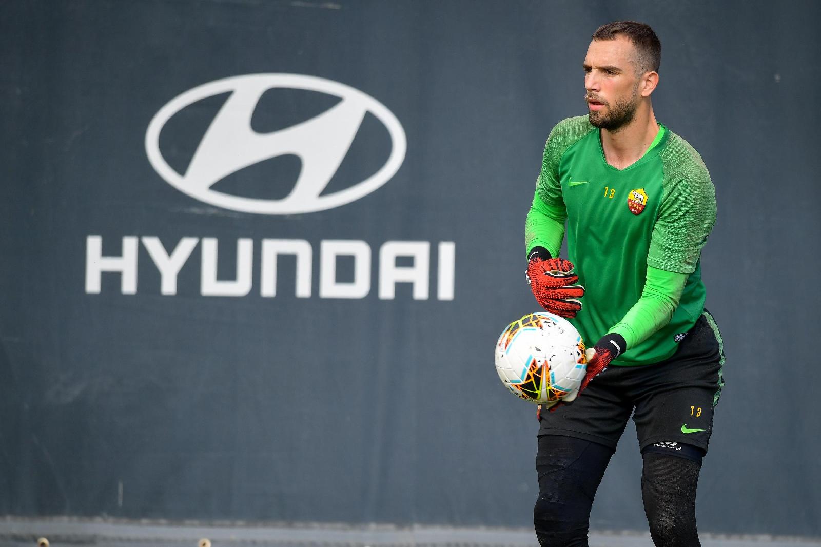 Pau Lopez in allenamento, di LaPresse