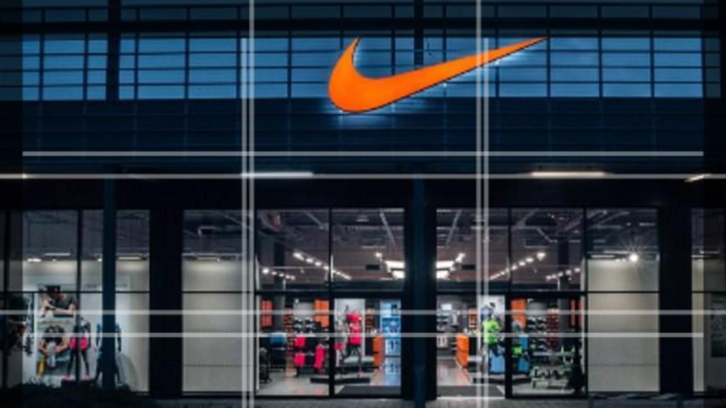 nike store