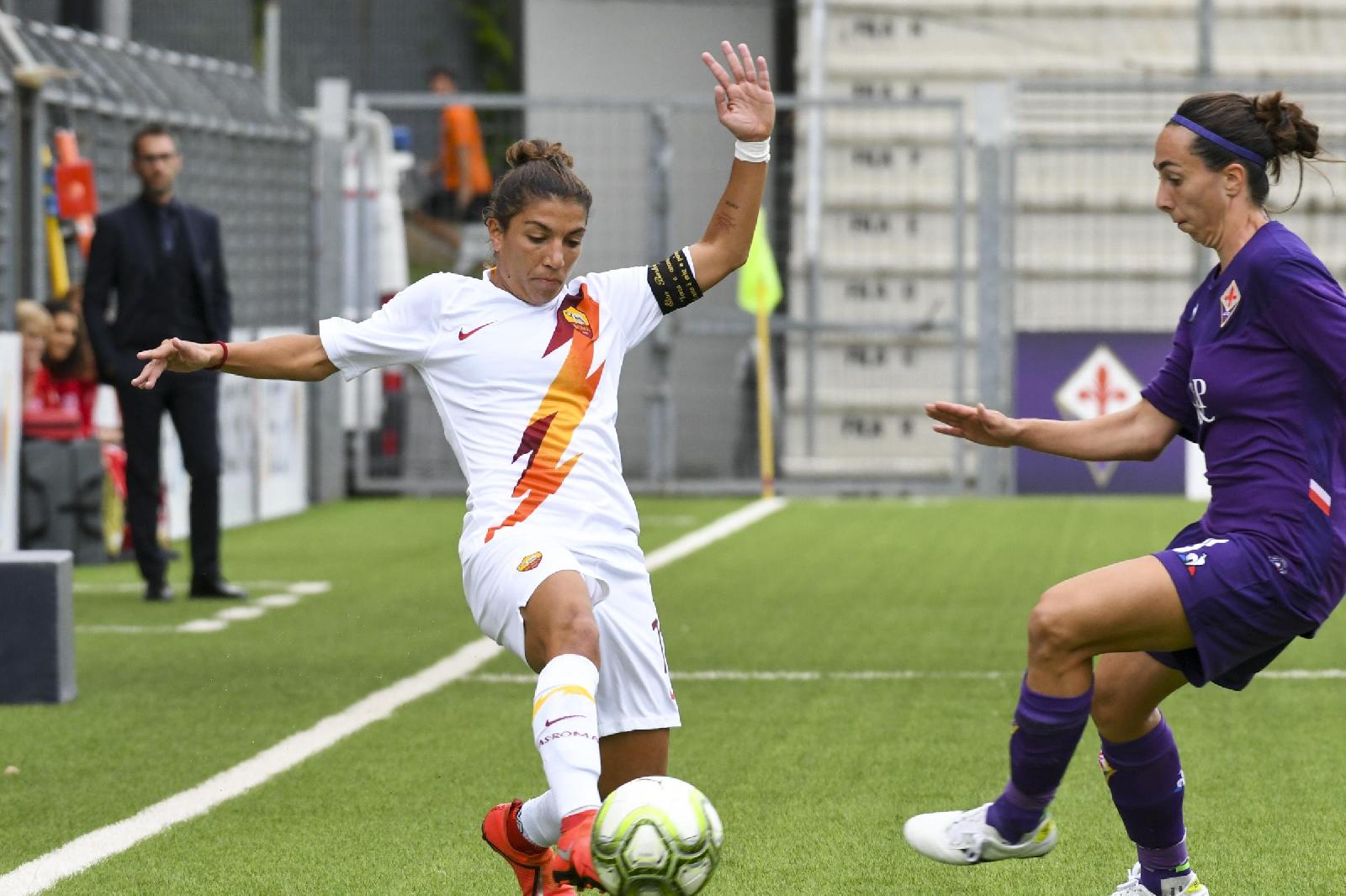 Bartoli in campo al Gino Bozzi di Firenze nella vittoria giallorossa contro la Viola alla seconda giornata del campionato scorso, di LaPresse