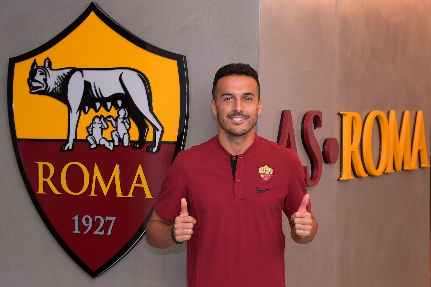 Pedro a Trigoria, di LaPresse