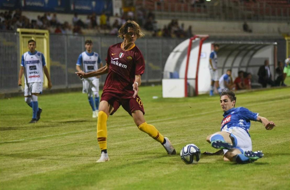Riccardo Ciervo, esterno d'attacco classe 2002, nella semifinale U17 contro il Napoli nella stagione 2018-19, di LaPresse