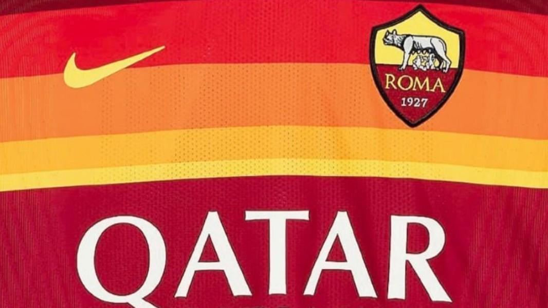 Un dettaglio della prima maglia 2020-21 realizzata da Nike