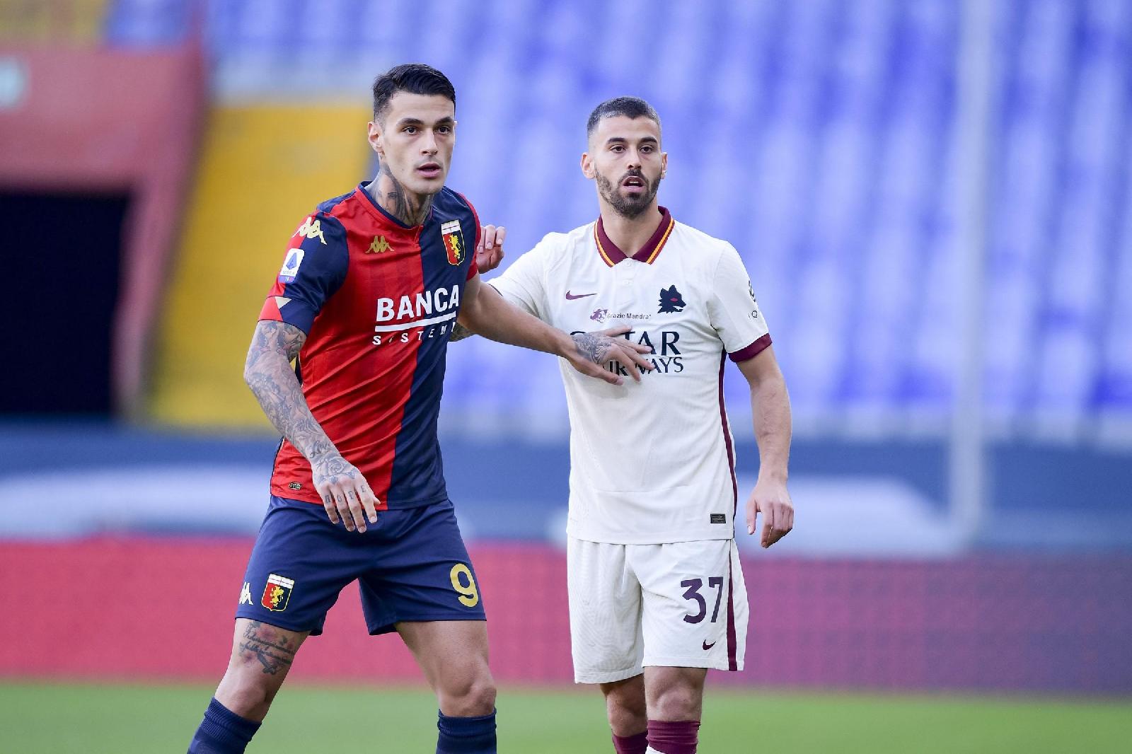 Spinazzola contro il Genoa, di LaPresse