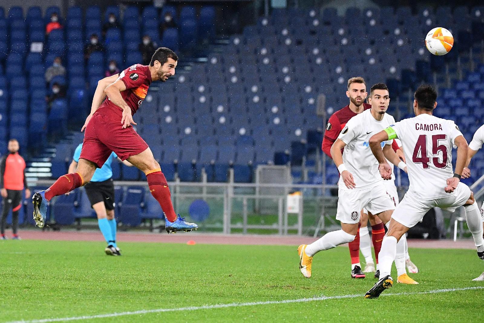 Mkhitaryan segna contro il Cluj, di LaPresse