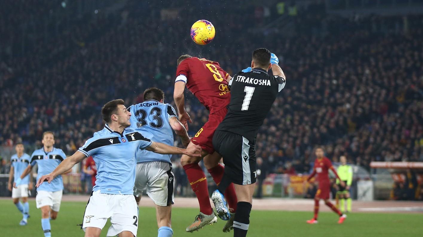 Il gran gol di Dzeko di testa all’indietro nel derby del 26 gennaio 2020. Poi pareggerà Acerbi, di Mancini