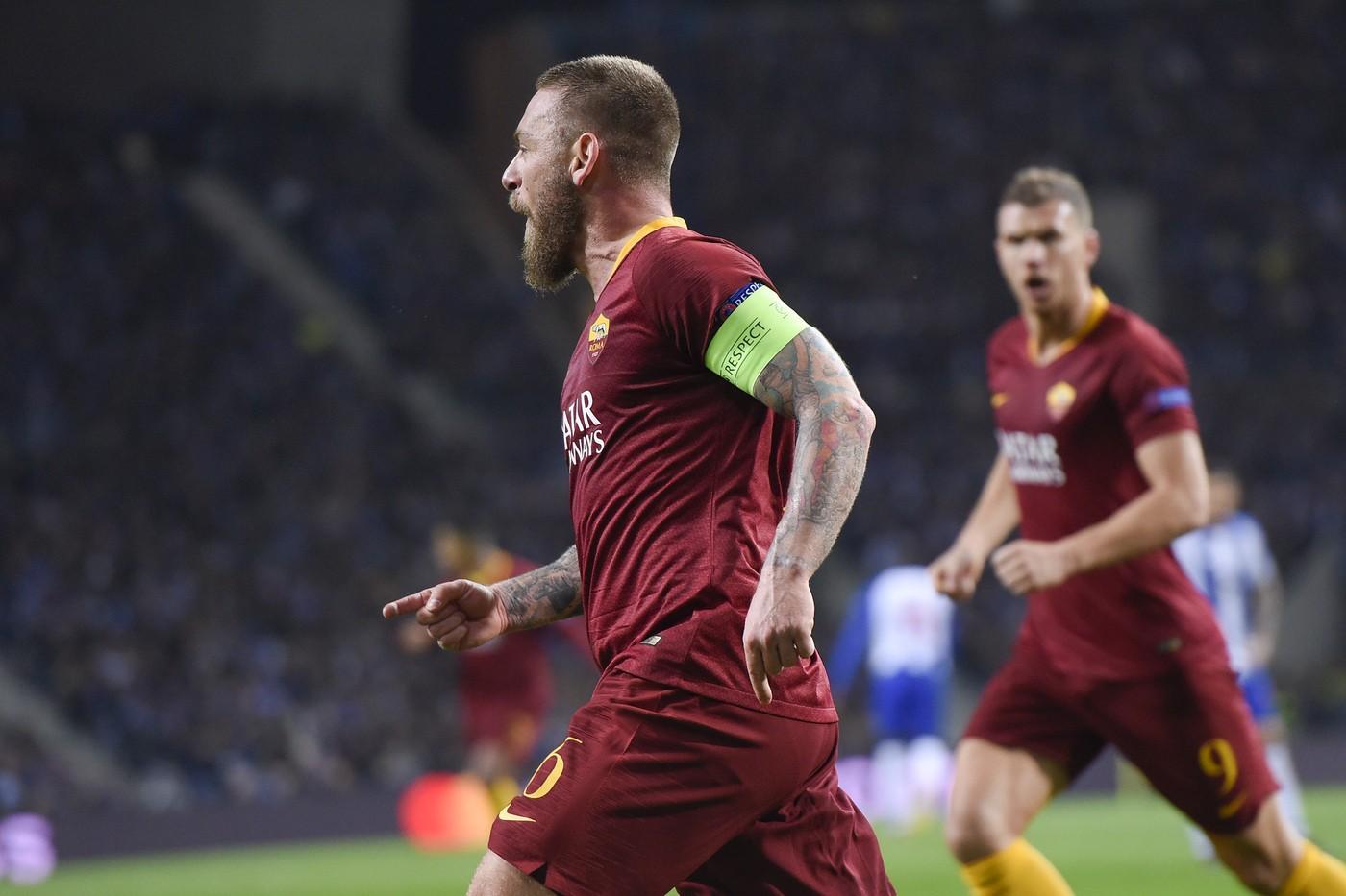 Esultanza De Rossi in Porto-Roma, di LaPresse