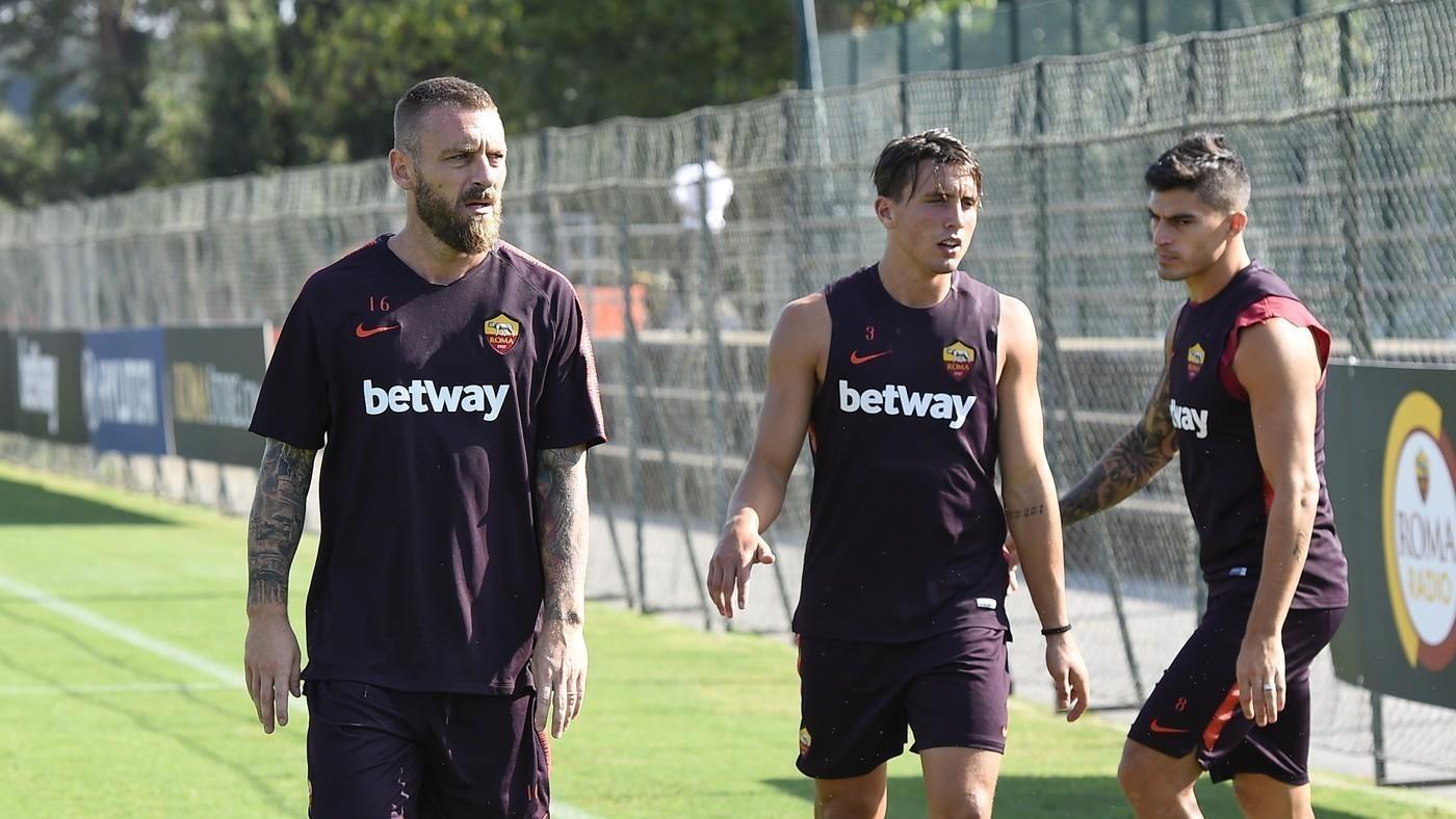 De Rossi e compagni in allenamento, di LaPresse